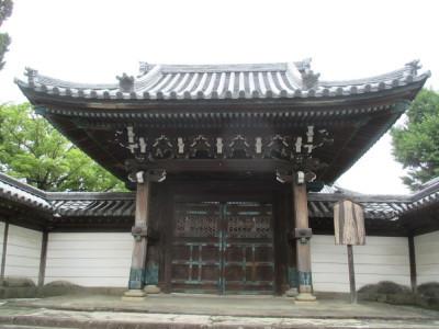 西本願寺尾崎御坊の表門