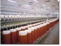 近代化された最新設備－紡績工場