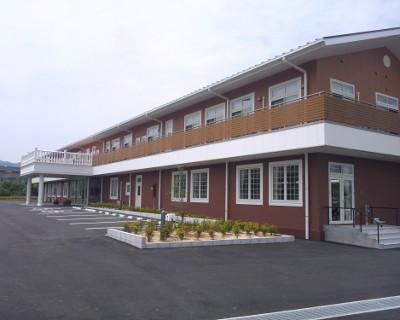 特別養護老人ホーム玉田山荘の新館の外観