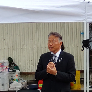 SC阪南さんのグラウンドゴルフ大会にて挨拶をする水野市長